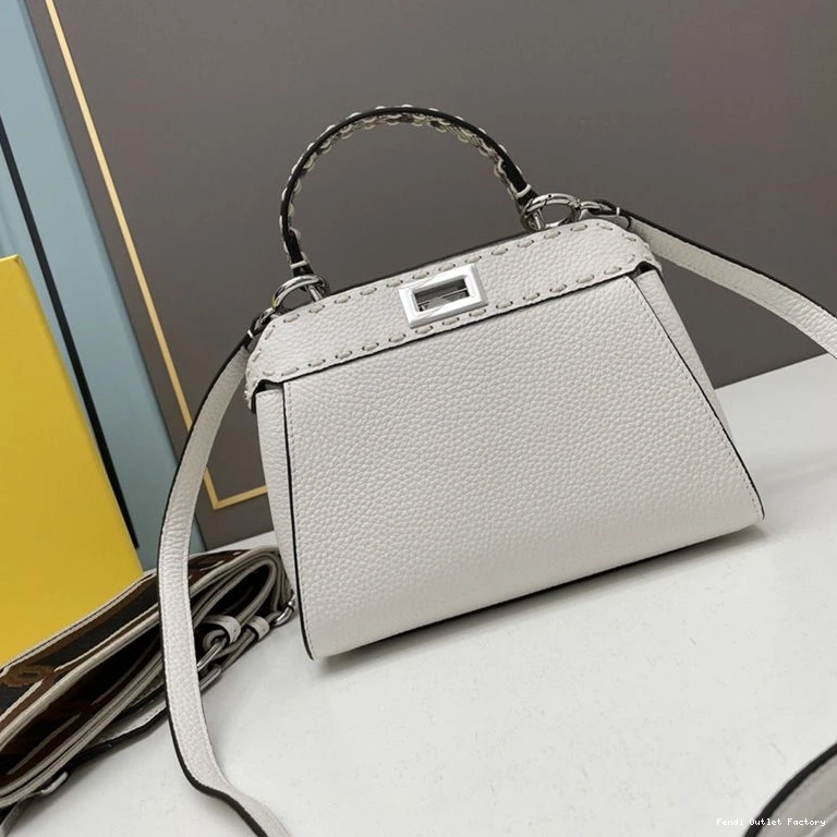 Vintage HOT Iconic Mini Bag Fendi Leather Peekaboo In Stitching White Calf 0809
